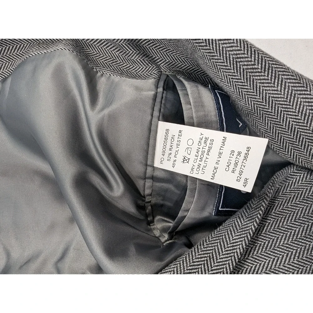 Chaps Ralph Lauren Blazer Sports Suit Jacket Polyester‎ Blend 48R Herringbone